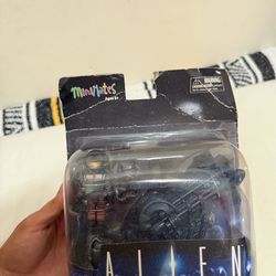 MiniMates - Alien: Space Jockey w/ Capt. Dallas & Alien Eggs