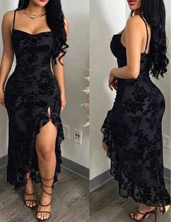 Black Floral Velvet Spaghetti Strap Maxi Dress