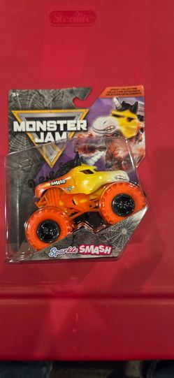 Monster Jam, Halloween Spooky Collection, "SPARKLE SMASH", 1:64 scale Diecast, VHTF