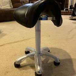 Hydraulic Saddle Shape Stool