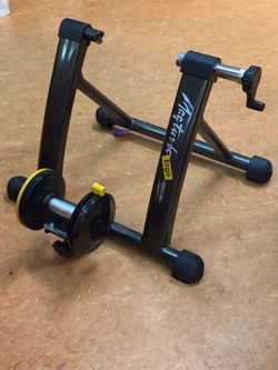 Bike Trainer MINOURA