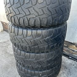Toyo open country R/T 35/12/50R17 
