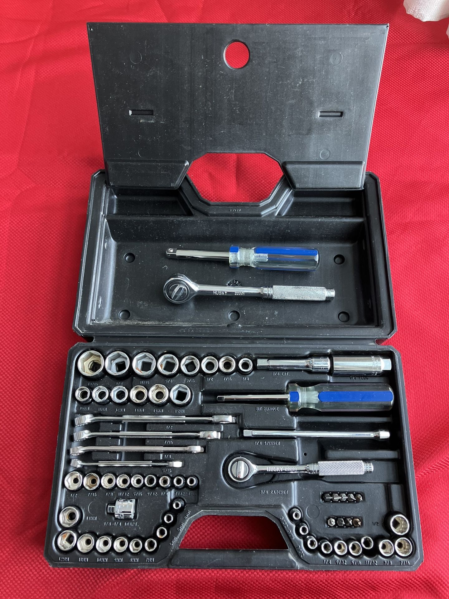 Kindle Fire 10 ( 7 Th generation )  Serial N (contact info removed) OFUQ Fire OS.5.7.1.0