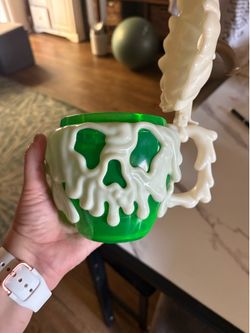 Disney poison apple cup