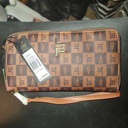 London Fog Wallet/Wristlet