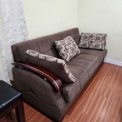 Sofa/couch
