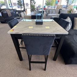 5 Pc Dining Table🎉🎉🎉