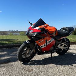 2004 Honda CBR600RR 