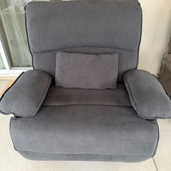 Manual recliner chair