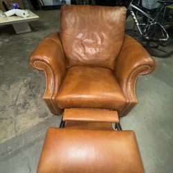 Brown leather recliner 