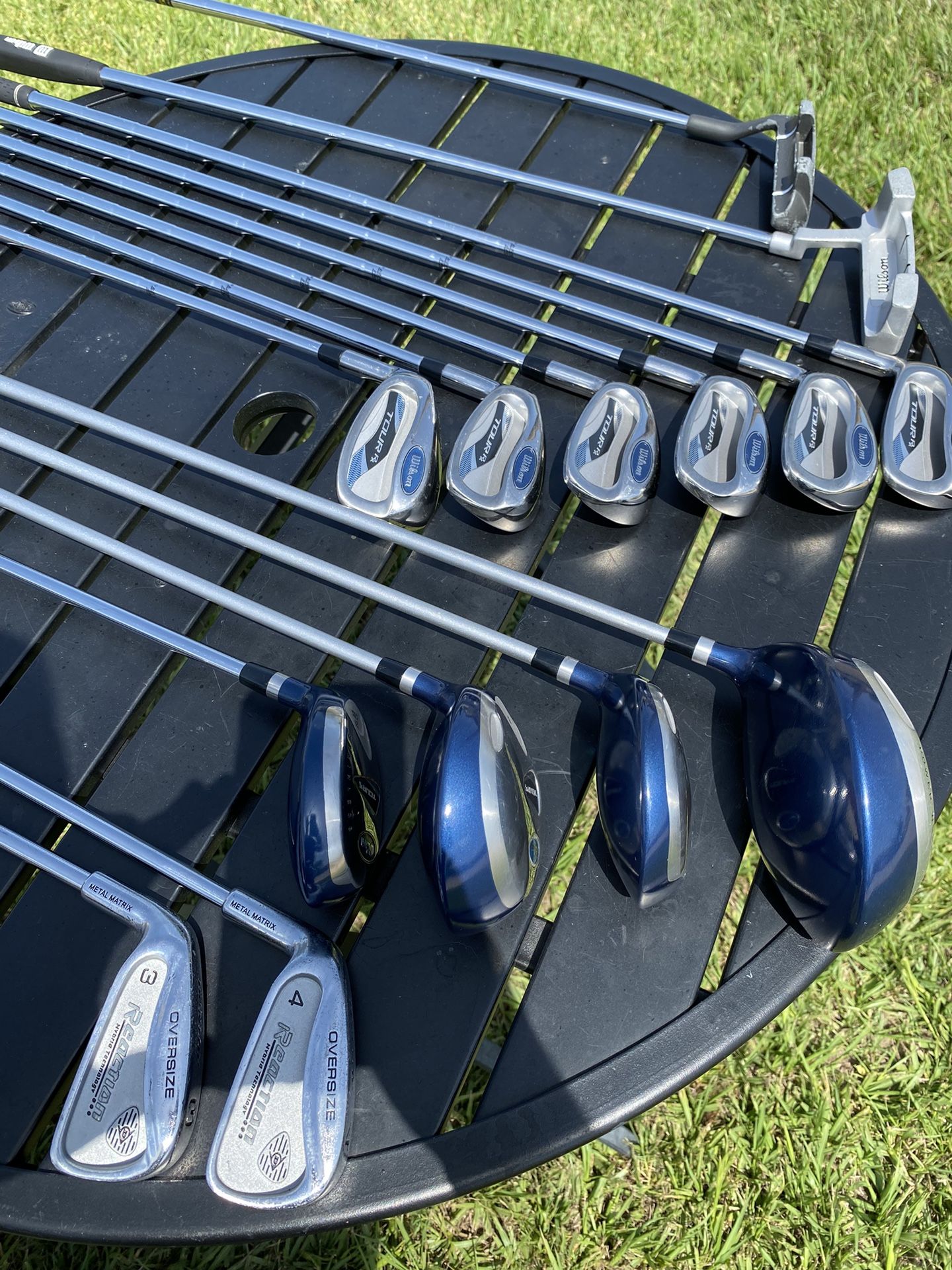 Entire Left Handed Golf Club Set Wilson With Bag And Balls for Sale in