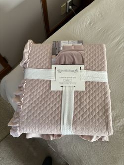 Light Weight Comforter