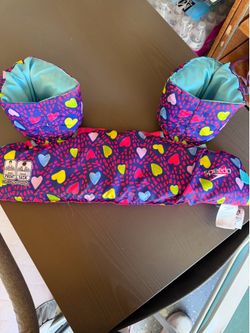 Chid pool floaties for 30-50 lbs.