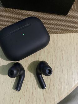 EARPODS PRO EARBUDS BLACK MATTE SILICONED LUXURIOUS GREAT DEVICE ONLY PICK UP IT