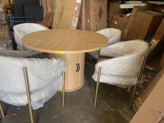Beautiful dining table set