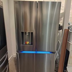brand new 36in lg refrigerator with 1 year warranty