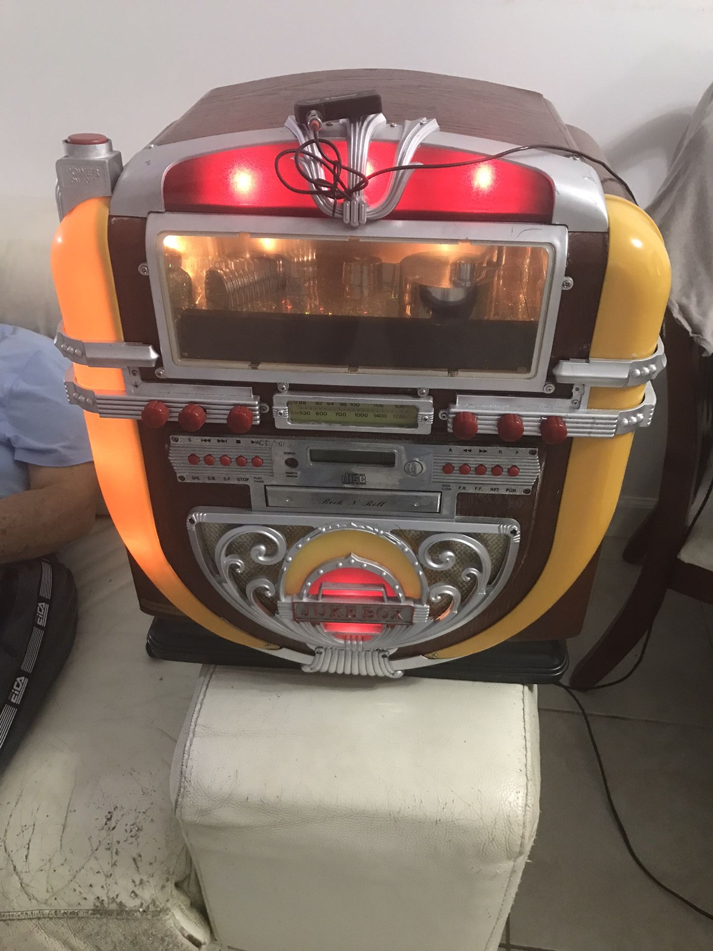 Small Jukebox