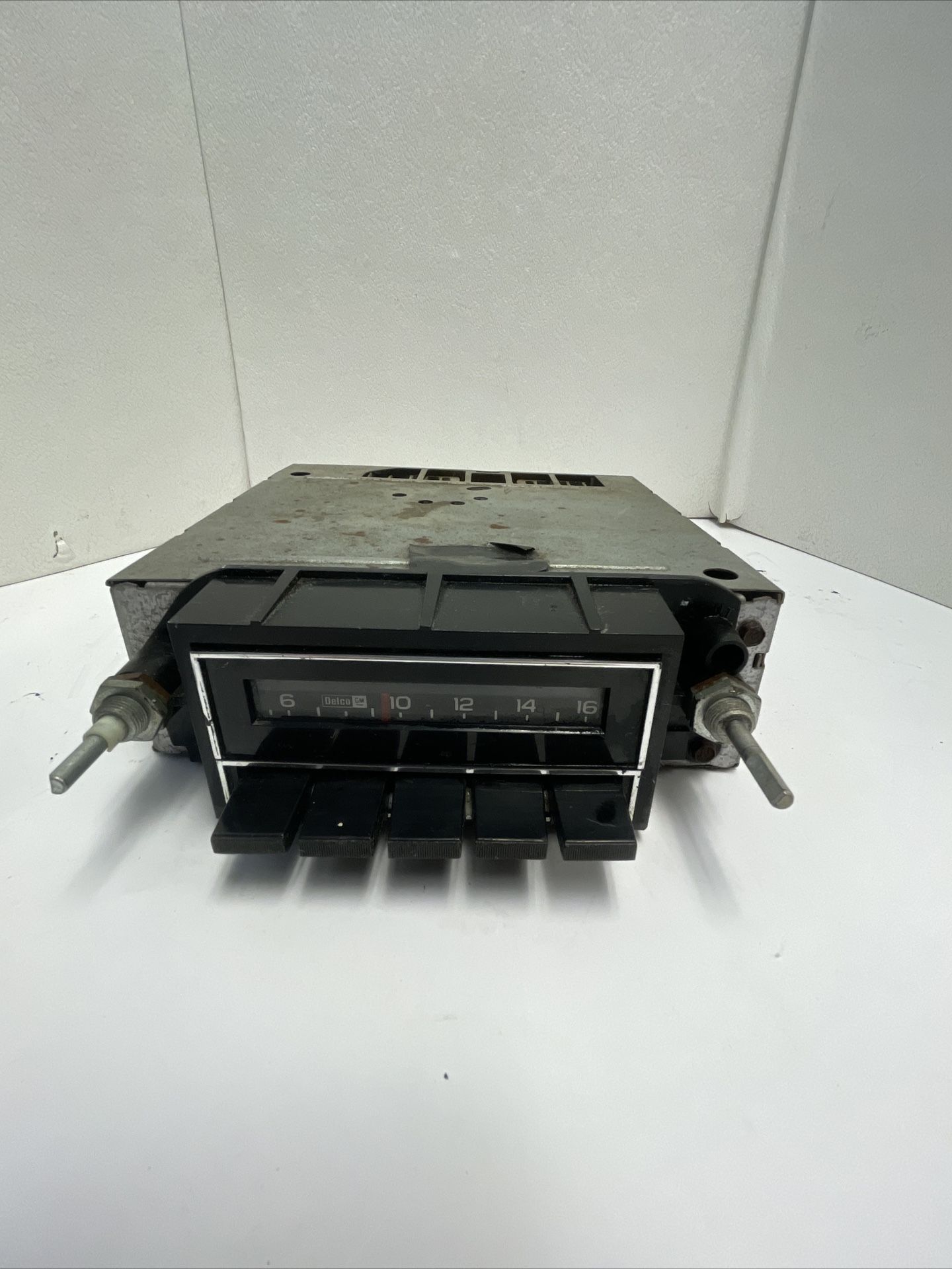 VINTAGE OEM GMC Delco 1(contact info removed) AM Car Radio 1978 Chevrolet Chevy No Knobs