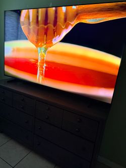 Samsung 65 Inches 4k UHD YEAR 2025