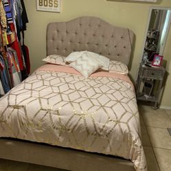 Like New Full Size Bed Including Bed Frame AND matress $275