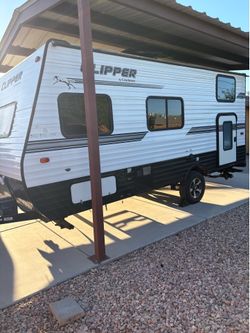 Travel trailer 2018