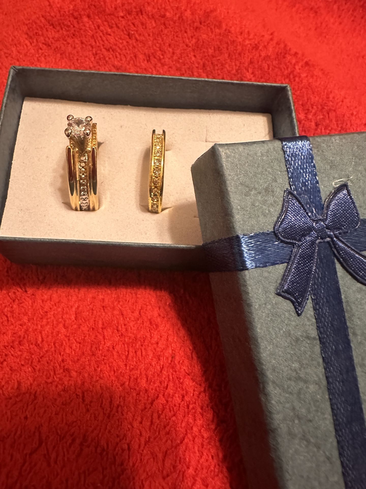 Gold Plated Ring Size 7 Twin  2 Piece  ring  Set Brand New 