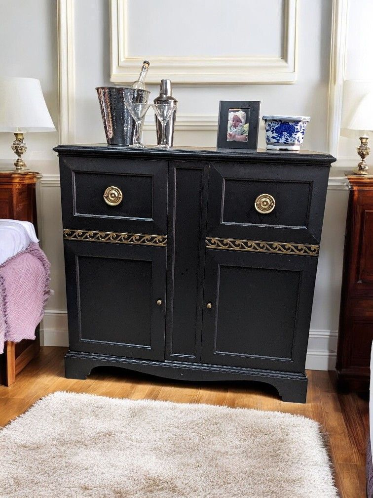 Solid Wood Black And Gold Server/Liquor Cabinet 