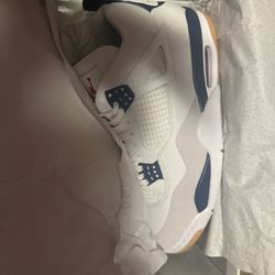 Sb Jordan 4 (navy)