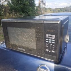 Black + Decker Microwave