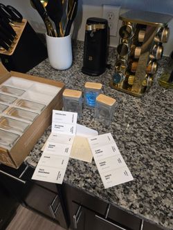Glass Spice Jars (fcfs) No Holds