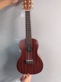 Makala ukulele mk-c brown