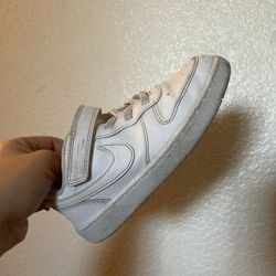 White Nikes Size Toddler 9.5