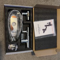 Lefton Rotatable Faucet with Temp Display FACTORY SEALED 