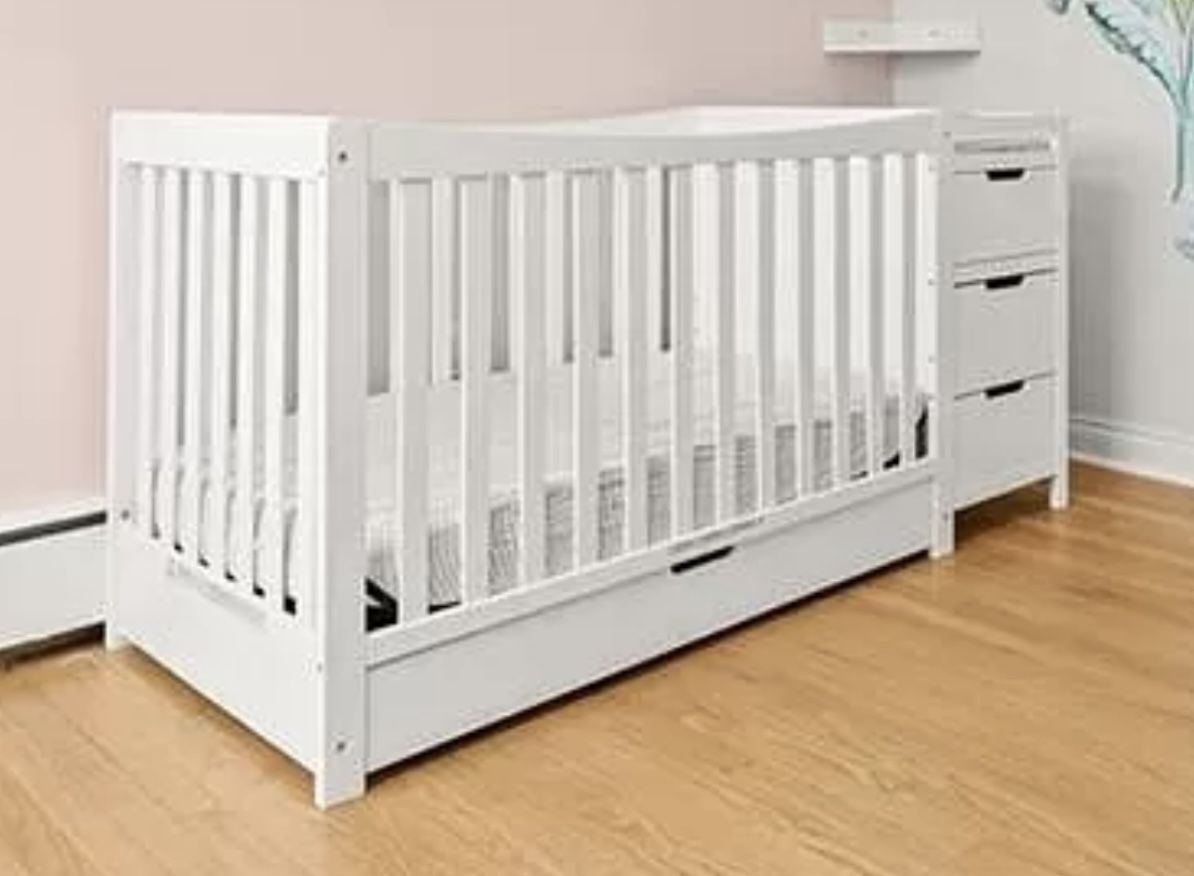 Graco 5 In 1 Crib, Changing Table