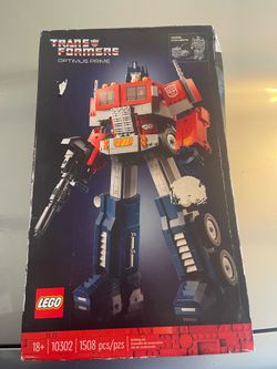 Lego Optimus prime