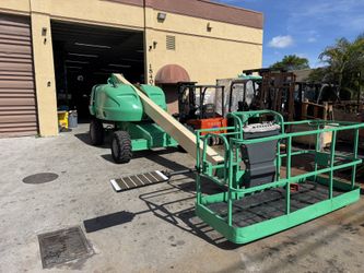 400S JLG Boomlift 40 Foot Boom