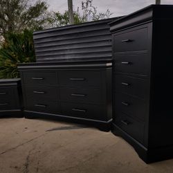 Dresser Set