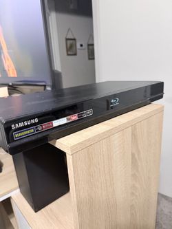 Samsung Blu-ray Disc Player with movies