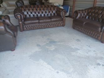 Brown leather vintage Chesterfield rare 3 piece sofa set