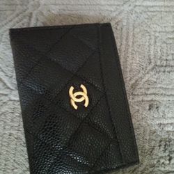 Nice Auth Chanel Caviar Cardholder