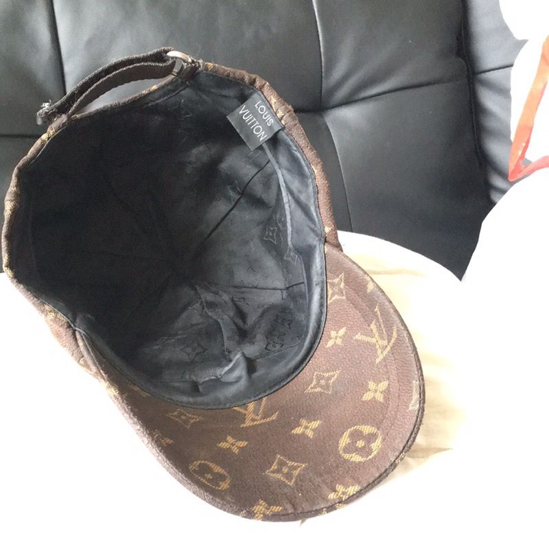 Lv Hat Brand New Never Worn for Sale in Baltimore, MD - OfferUp