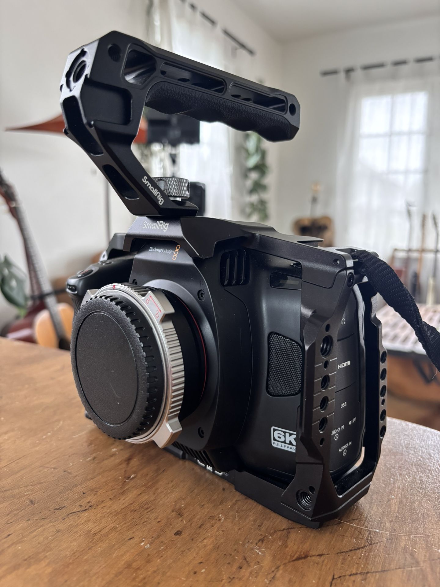 Blackmagic Cinema Camera 6k - Full Frame kit (BMCC FF)