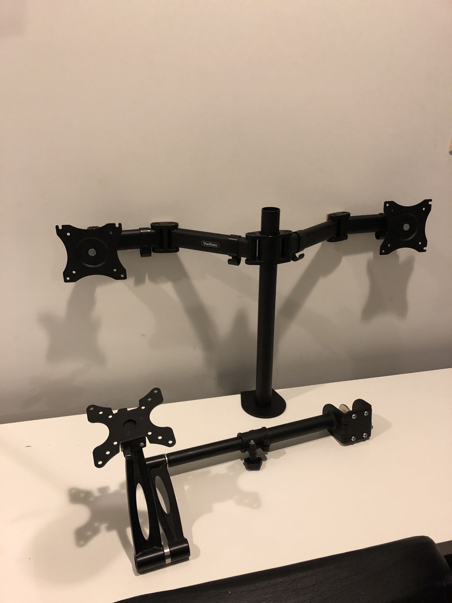 Monitor Stands (Dual & Single)