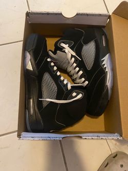 Jordan 5 “black metallic reimagined”
