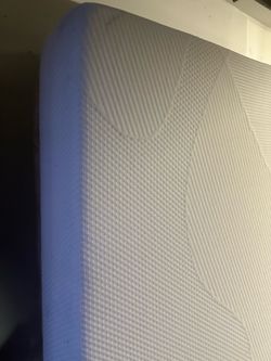 Portable tempur twin size mattress  6” thick