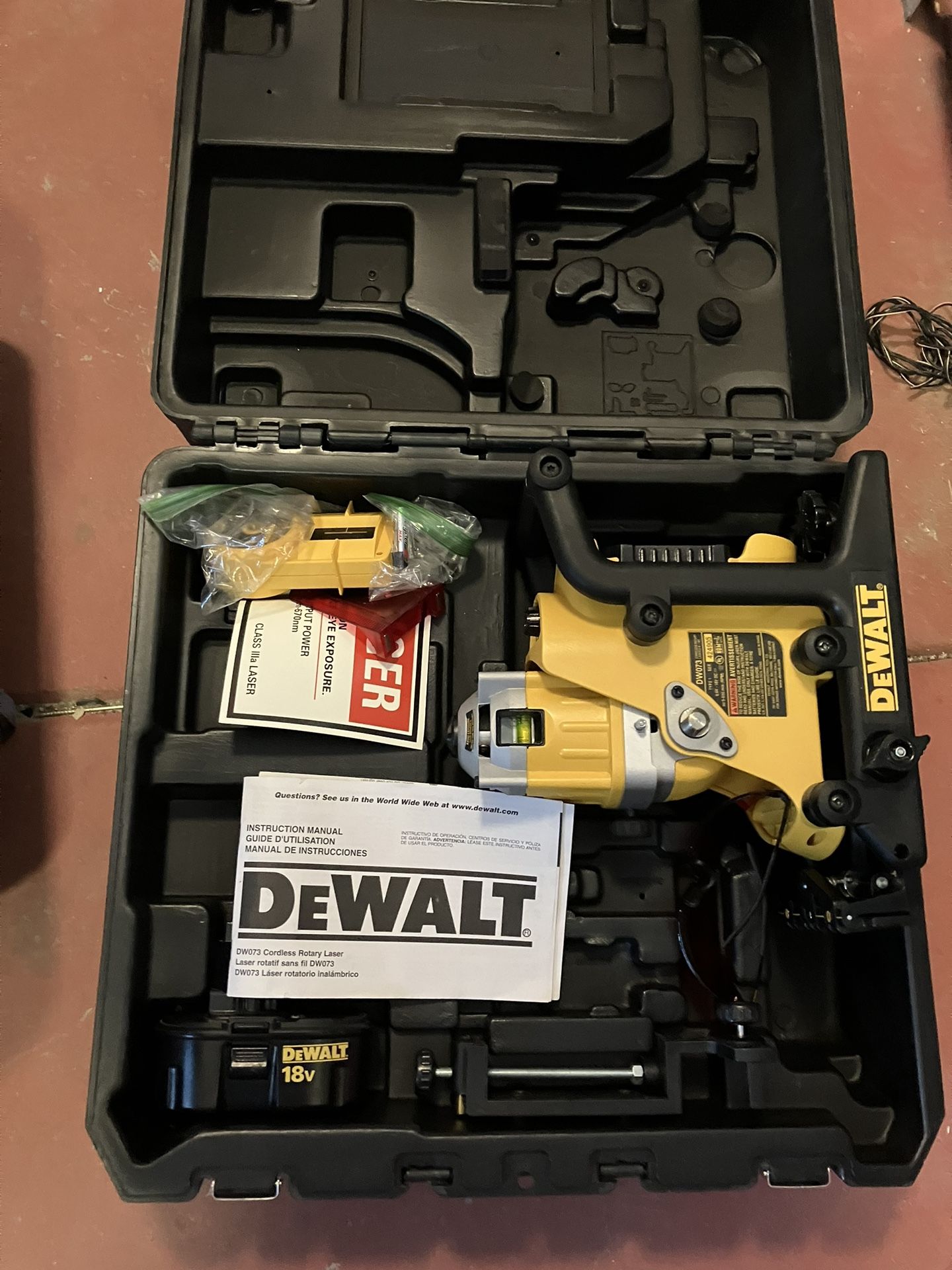 DeWalt DW073 18V Cordless Rotary Laser Level
