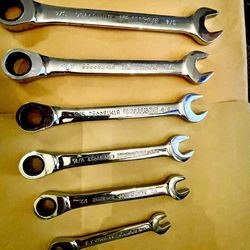 Bundle of Tools For Mechanics : Includes Sockets , Extensions Bars Set, Ratchet Wrenches 