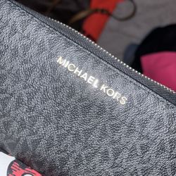 Michael Kors Wallet (Black)