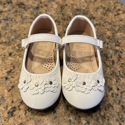 Toddler Dress Shoes (Size 7.5) 