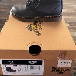 DR MARTINS 1460 SOFTY T LEATHER LACE UP BOOTS SIZE 10T